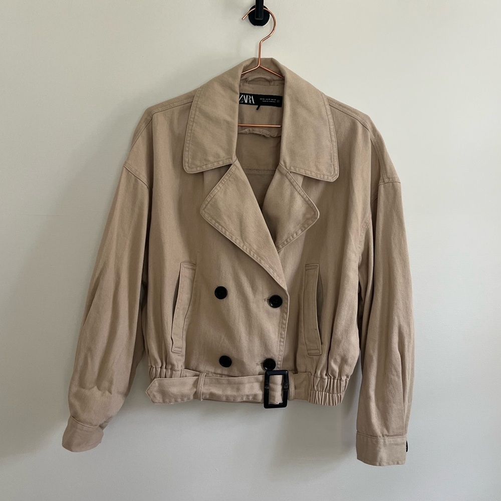 Zara Women's Beige Double-Breasted Trench Coat